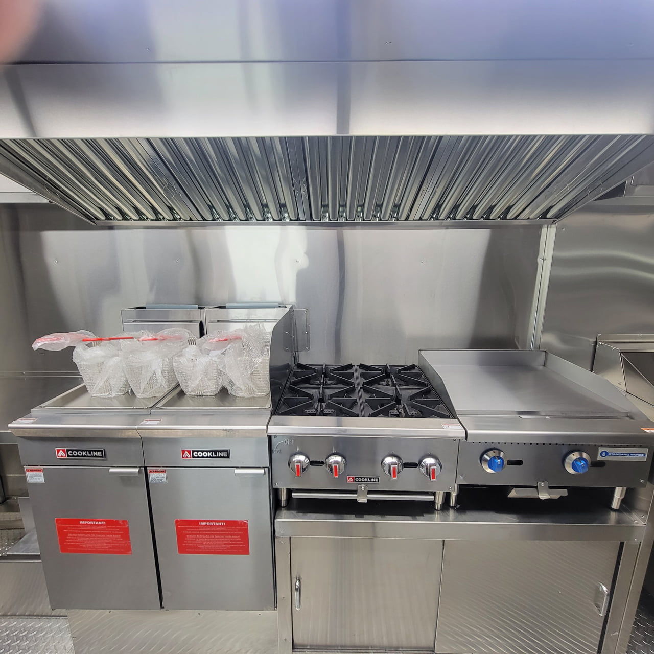 Cooking equipment - Frier oven stove